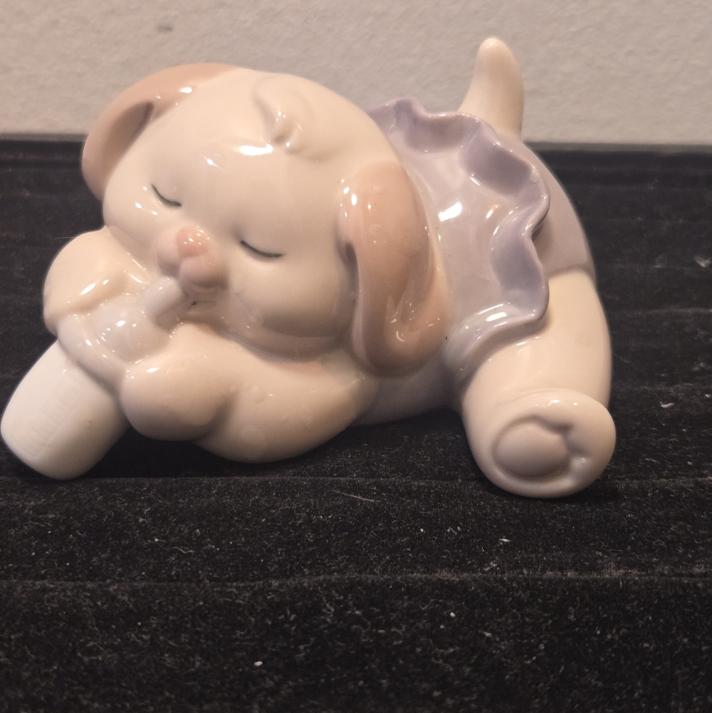 NAO Lladro Daisa 2004 Puppy Dressed In Tutu With Bottle Figurine